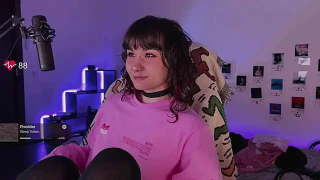 deadlysweet online show from October 26, 1:17 am