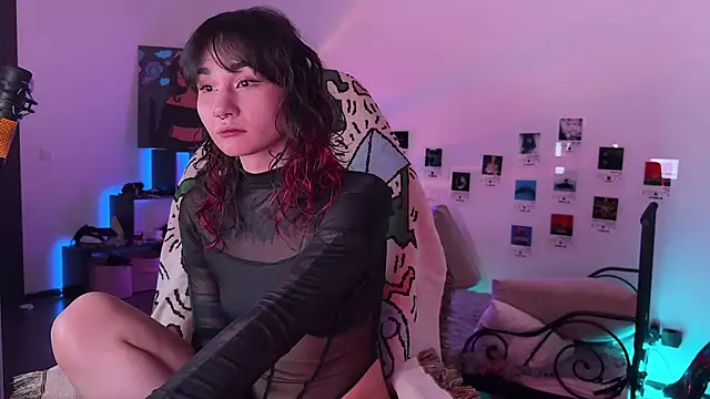 deadlysweet online show from June 11, 3:31 pm