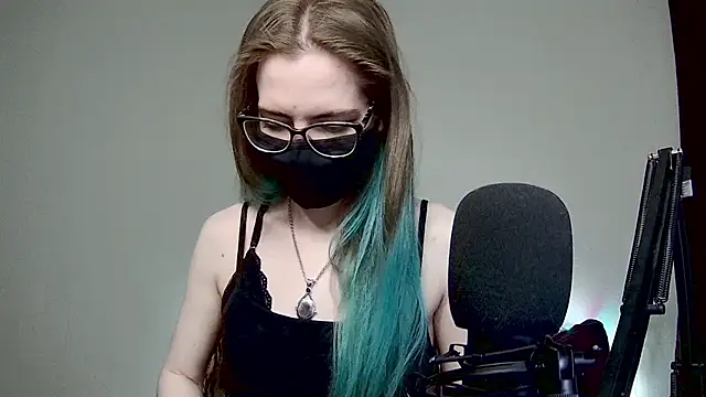 Snapshot of amber_candyfloss chatting on February 2, 9:13 pm amber candyfloss online show from February 2, 9:13 pm