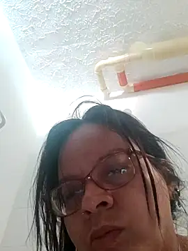 Snapshot of GoodFatty chatting on December 12, 12:12 pm GoodFatty online show from December 12, 12:12 pm