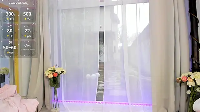 Selena Reeves online show from February 9, 7:39 am