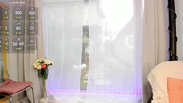 Selena Reeves online show from February 13, 7:41 am