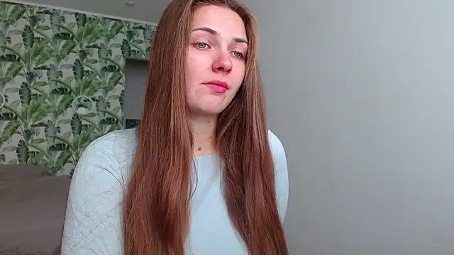 Snapshot of Olivia_shine chatting on October 4, 4:25 am Olivia shine online show from October 4, 4:25 am