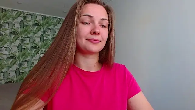 Snapshot of Olivia_shine chatting on September 9, 4:22 am Olivia shine online show from September 9, 4:22 am