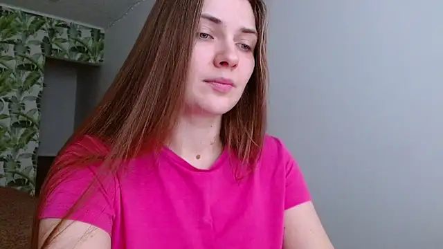 Snapshot of Olivia_shine chatting on February 8, 5:29 am Olivia shine online show from February 8, 5:29 am