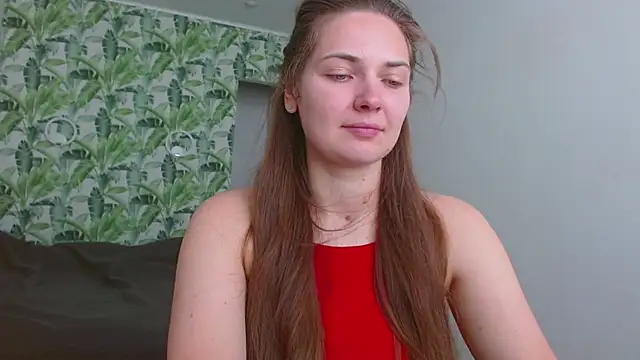 Snapshot of Olivia_shine chatting on June 21, 4:29 am Olivia shine online show from June 21, 4:29 am