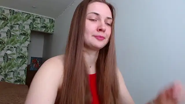 Snapshot of Olivia_shine chatting on February 26, 5:35 am Olivia shine online show from February 26, 5:35 am