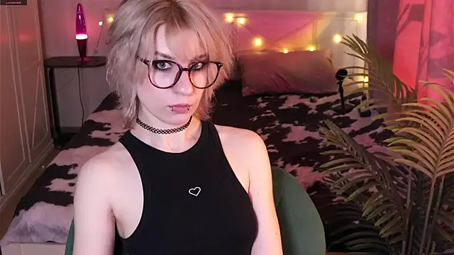  Moonlight t online show from March 8, 11:46 am