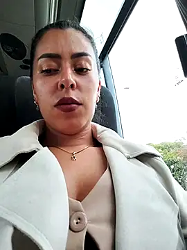 Snapshot of Emily_Wane chatting on November 5, 3:59 pm Emily Wane online show from November 5, 3:59 pm