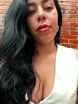 Emily Wane online show from July 14, 7:42 pm
