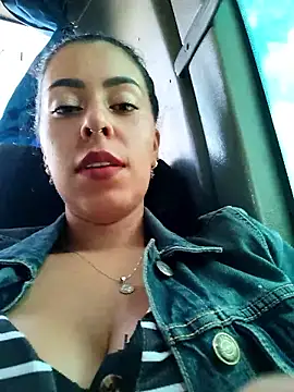 Snapshot of Emily_Wane chatting on October 23, 4:27 pm Emily Wane online show from October 23, 4:27 pm