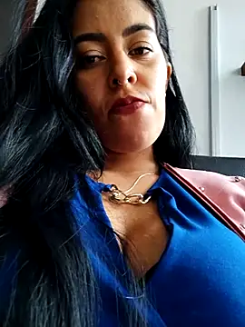 Snapshot of Emily_Wane chatting on October 22, 4:39 pm Emily Wane online show from October 22, 4:39 pm