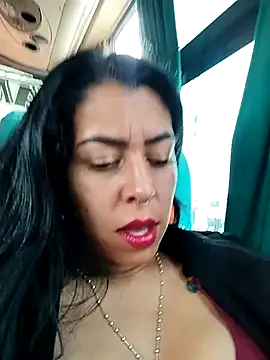 Snapshot of Emily_Wane chatting on January 19, 4:33 pm Emily Wane online show from January 19, 4:33 pm