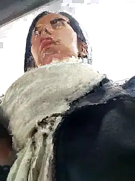 Snapshot of Emily_Wane chatting on February 24, 6:31 pm Emily Wane online show from February 24, 6:31 pm