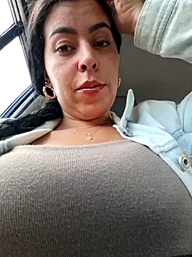Emily Wane online show from April 23, 4:52 pm