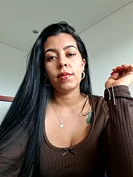 Emily Wane online show from June 17, 7:46 pm