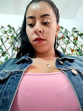 Snapshot of Emily_Wane chatting on October 2, 3:15 pm Emily Wane online show from October 2, 3:15 pm