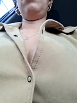 Emily Wane online show from June 9, 5:36 pm