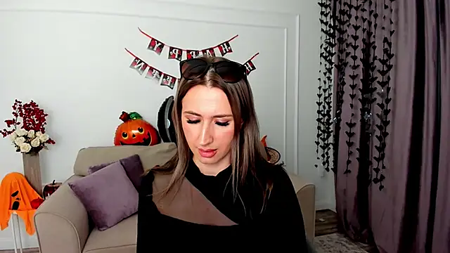 PassionGlow online show from October 22, 7:35 pm