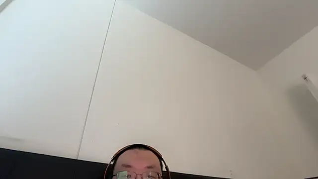 slaveasianboy online show from April 19, 3:13 pm