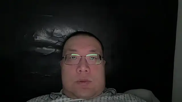 Snapshot of slaveasianboy chatting on December 23, 2:17 pm slaveasianboy online show from December 23, 2:17 pm