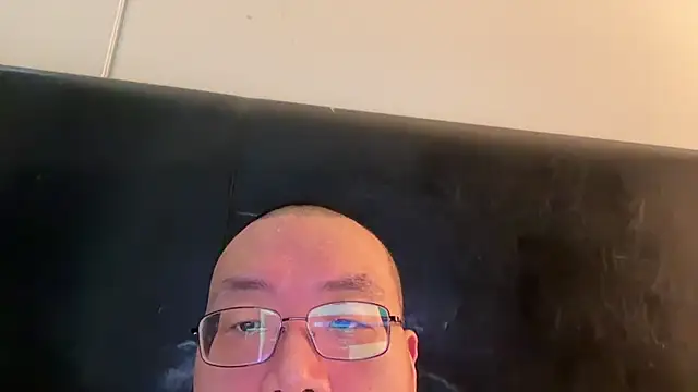 Snapshot of slaveasianboy chatting on January 12, 6:16 pm slaveasianboy online show from January 12, 6:16 pm