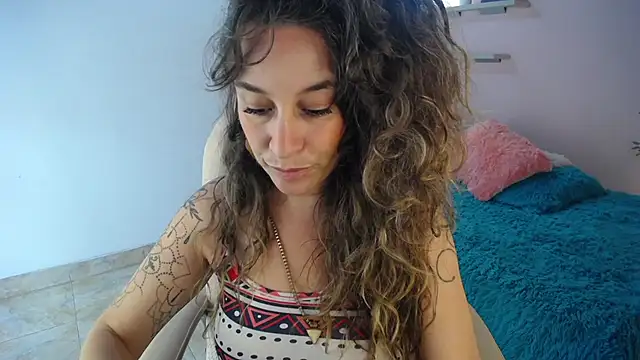 Paula Paz online show from September 19, 3:16 pm