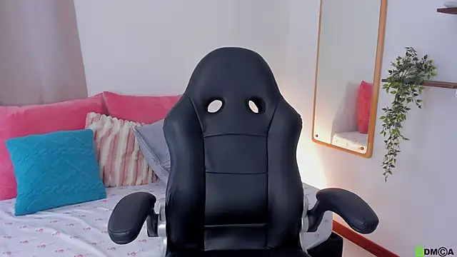 april  stone online show from November 20, 7:36 pm