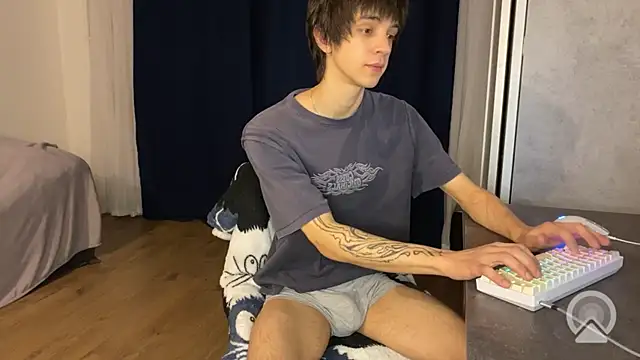 Snapshot of yoy_dee_oh chatting on January 15, 3:37 pm yoy dee oh online show from January 15, 3:37 pm