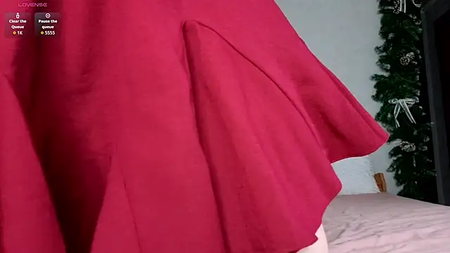 Little Soph online show from March 2, 2:01 am