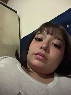 CharlotteMillers online show from February 20, 8:33 pm