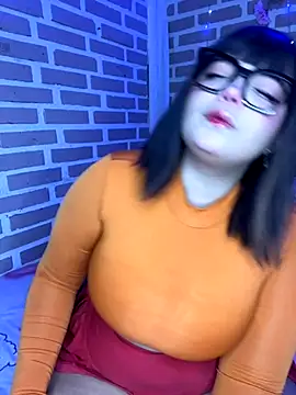 CharlotteMillers online show from September 9, 1:31 pm