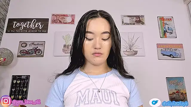 olivia22love online show from October 24, 11:42 am