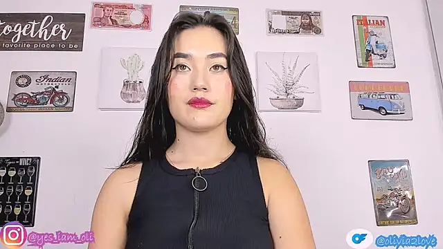 Snapshot of olivia22love chatting on October 4, 6:53 pm olivia22love online show from October 4, 6:53 pm
