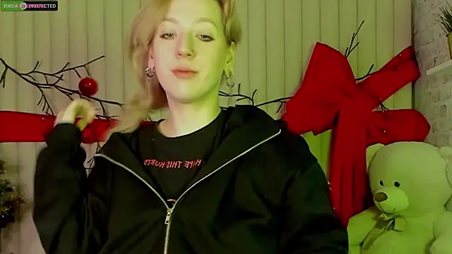 RachelCart online show from December 22, 3:06 am