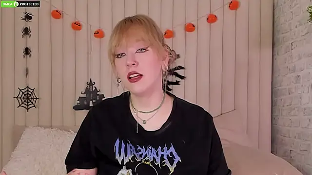 Snapshot of RachelCart chatting on October 14, 3:07 am RachelCart online show from October 14, 3:07 am