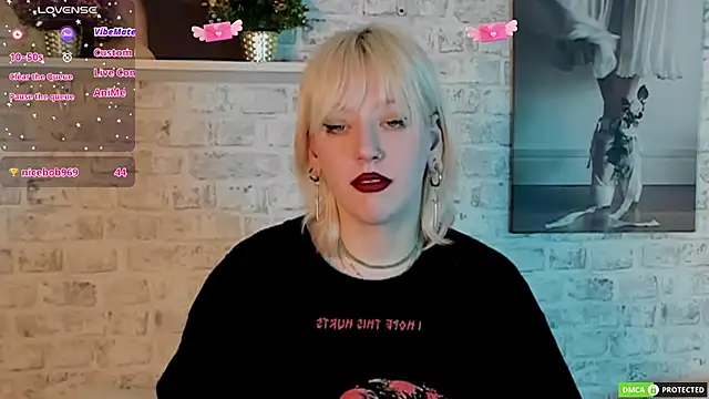Snapshot of RachelCart chatting on February 11, 9:41 am RachelCart online show from February 11, 9:41 am