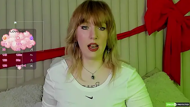 Snapshot of RachelCart chatting on June 20, 3:11 am RachelCart online show from June 20, 3:11 am
