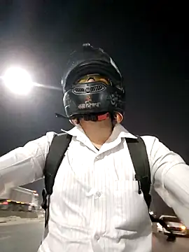 Snapshot of Lucifer21dragon chatting on December 22, 1:11 pm Lucifer21dragon online show from December 22, 1:11 pm