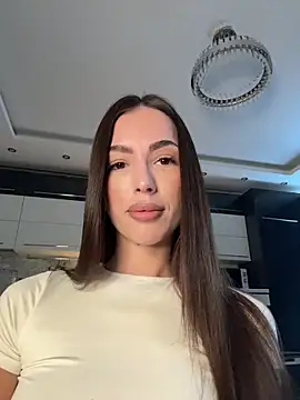 Snapshot of _Monic_ chatting on February 27, 8:58 am Monic online show from February 27, 8:58 am