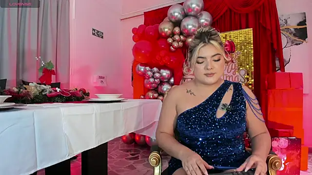 EVELIN MASON online show from December 21, 7:59 pm