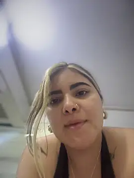 EVELIN MASON online show from December 4, 10:42 pm