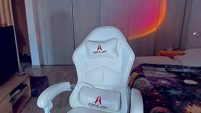 ice pixie online show from March 22, 3:02 pm