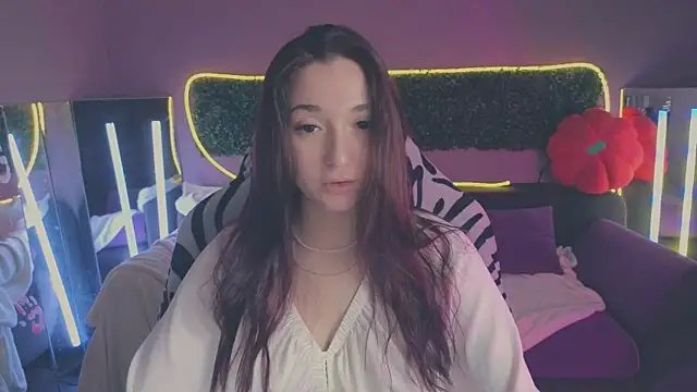 YasmineWest online show from November 8, 1:53 am