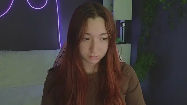 Snapshot of YasmineWest chatting on September 14, 1:39 am YasmineWest online show from September 14, 1:39 am