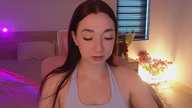 YasmineWest online show from May 21, 12:30 am