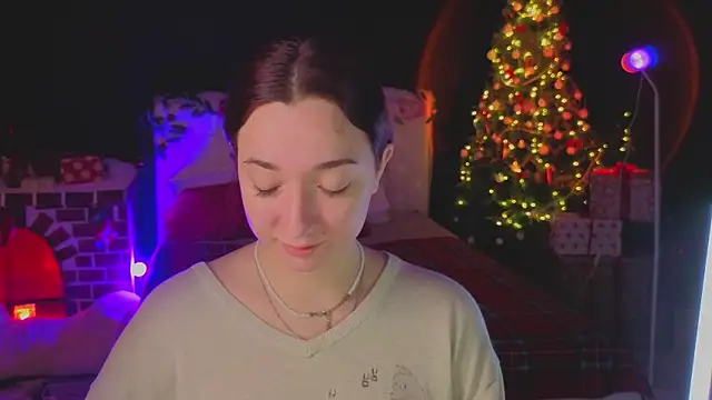 YasmineWest online show from January 9, 8:54 am