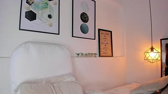 amysc online show from October 24, 1:32 pm