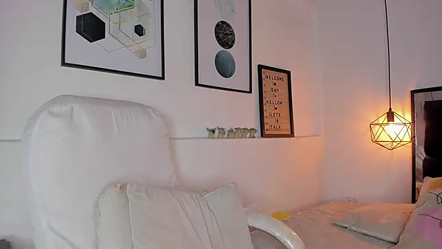 amysc online show from November 4, 1:48 pm