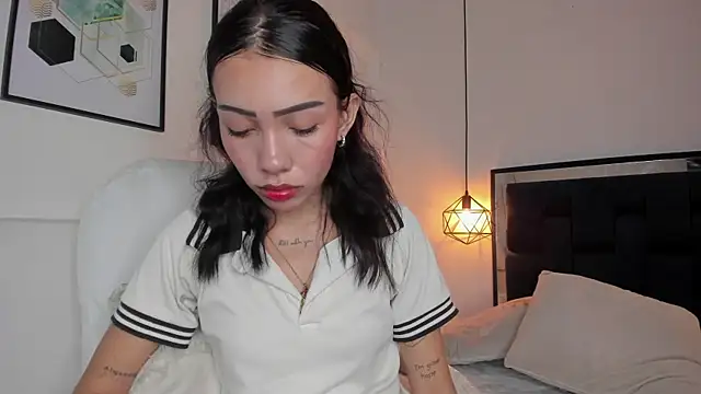 amysc online show from October 22, 1:32 pm